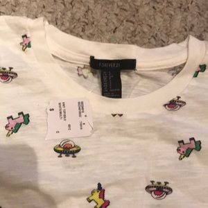 Forever 21 Tops - Unicorn and UFOs Graphic Fitted T-shirt 🦄 👽 Forever 21 Tops - Unicorn and UFOs Graphic Fitted T-shirt 🦄 👽